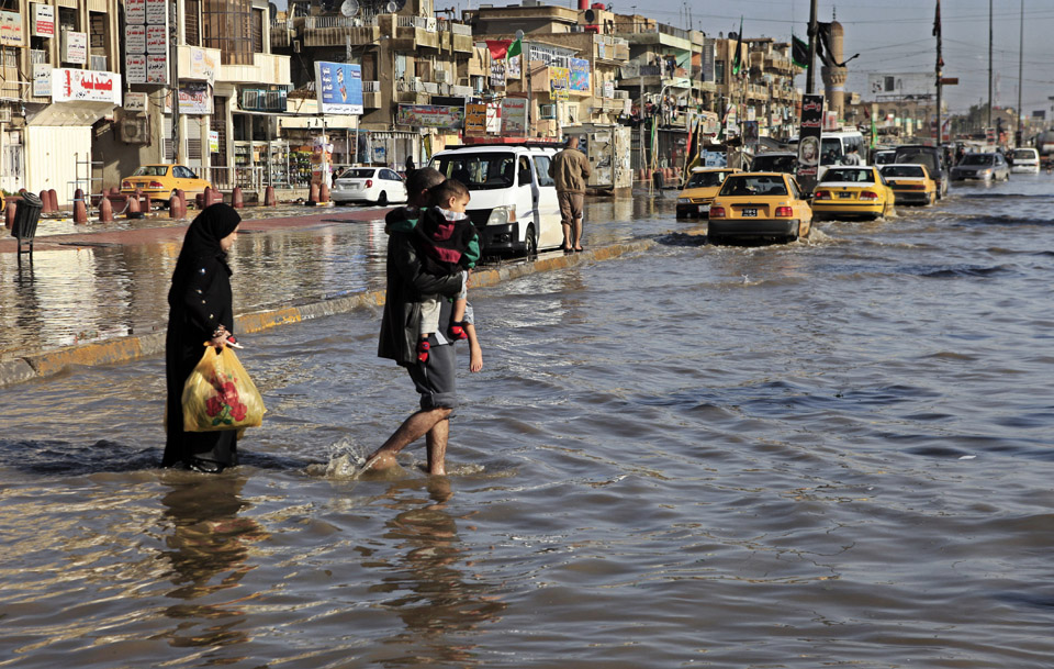 بغداد تغرق في أنشودة المطر