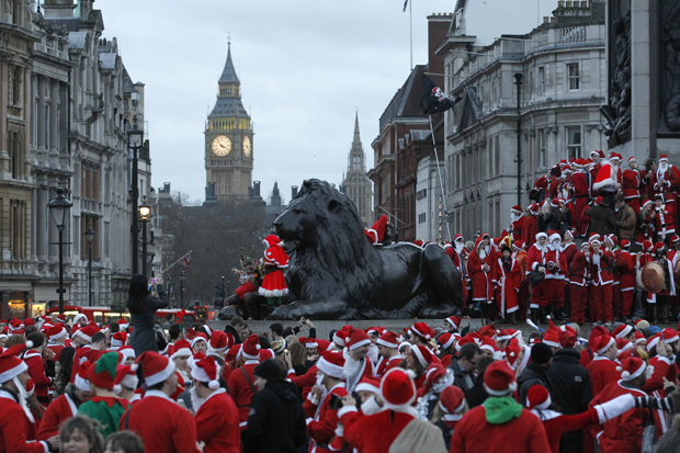 لندن: مليونية (بابا نويل) في ميدان الطرف الأغر