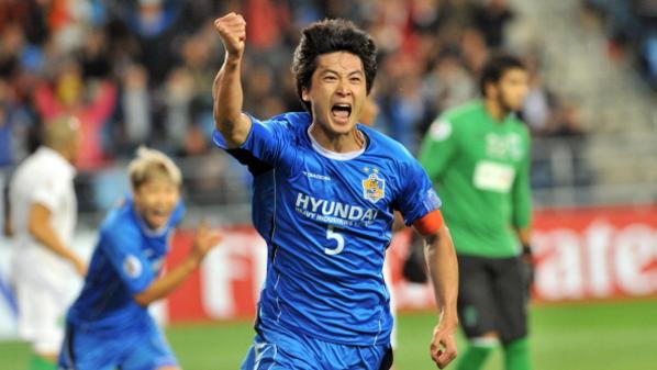 انتقال نجم كرة القدم الكوري الجنوبي كواك تيه هي إلى السعودية