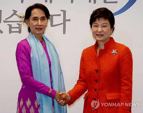 الرئيسة الكورية المنتخبة “بارك”: نسعى سويا لبناء آسيا والعالم لتنعم الناس بالحرية والسعادة