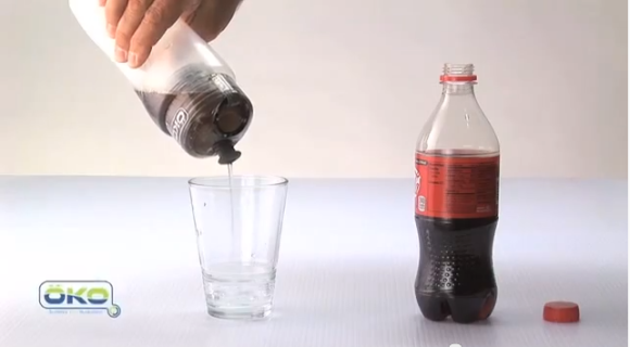 ناسا تخترع زجاجة تُحول الكولا إلى سائل عديم اللون
