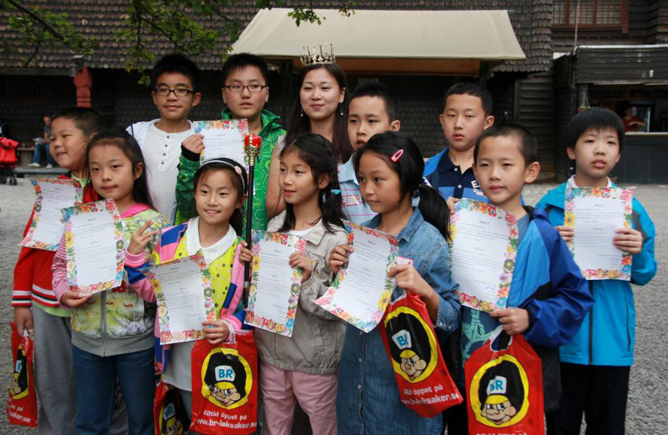 عشرون ألف مدرسة بالعالم تدرس اللغة الصينية