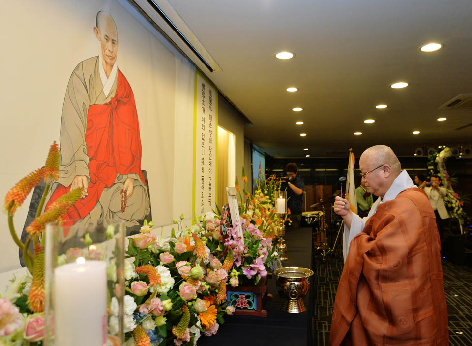 هل تعيد ذكرى مصلح بوذي الكوريتين بلدًا واحدا؟