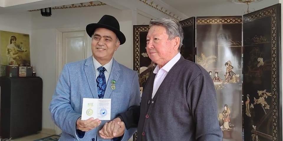 من كازخستان لمصر: ميدالية الدبلوماسية الشعبية
