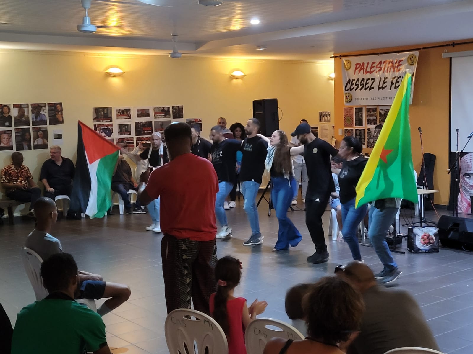 جويانا الفرنسية تنظم أمسية أدبية وفنية تضامنا مع فلسطين
