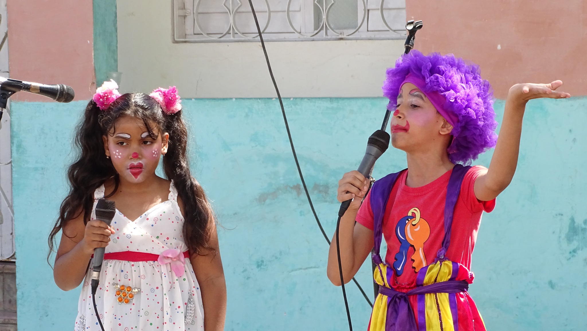افتتاح مدرسة الشعر الوطنية في مدينة بايامو الكوبية